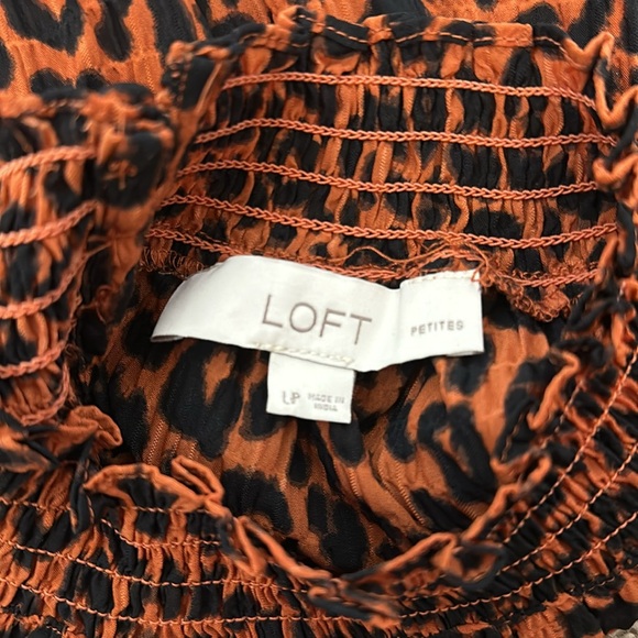 LOFT Leopard Print Smocked Mock Neck Long Sleeve Blouse Size LP NWOT - Picture 13 of 13